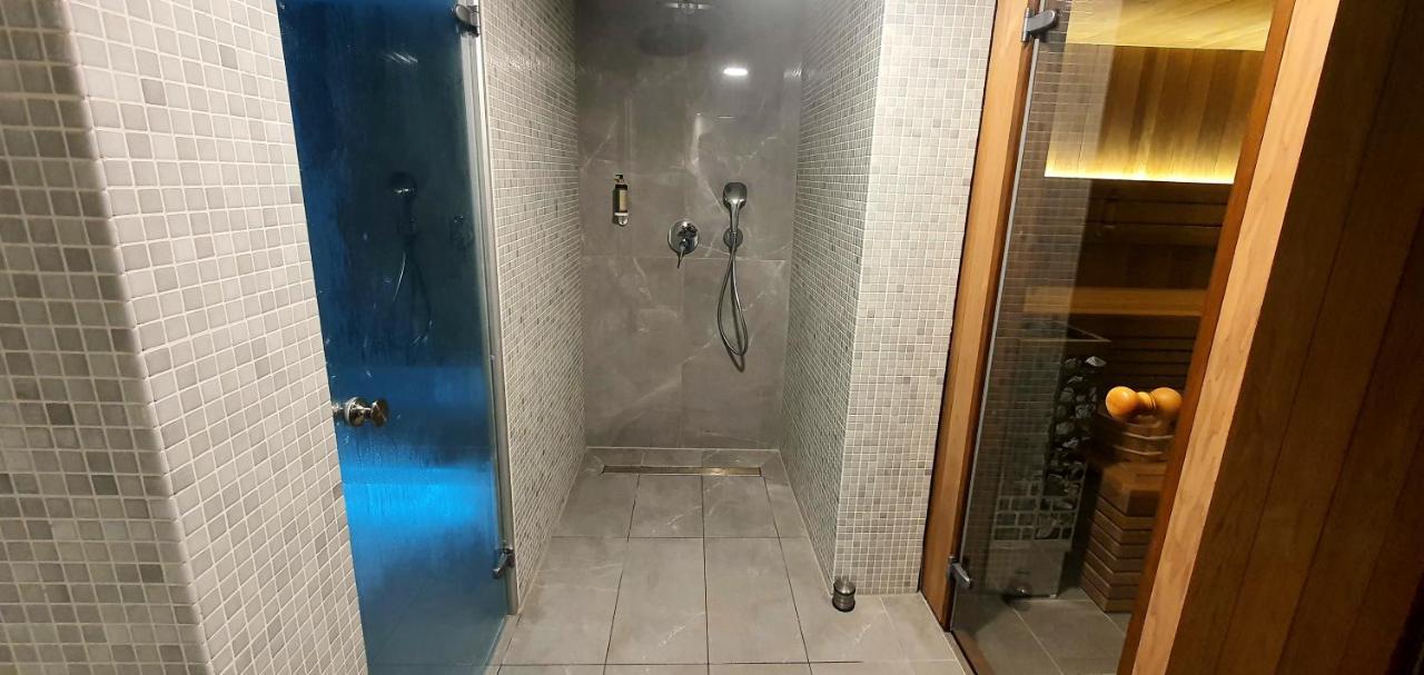 Boutique Hotel Acacia 洛夫兰 外观 照片