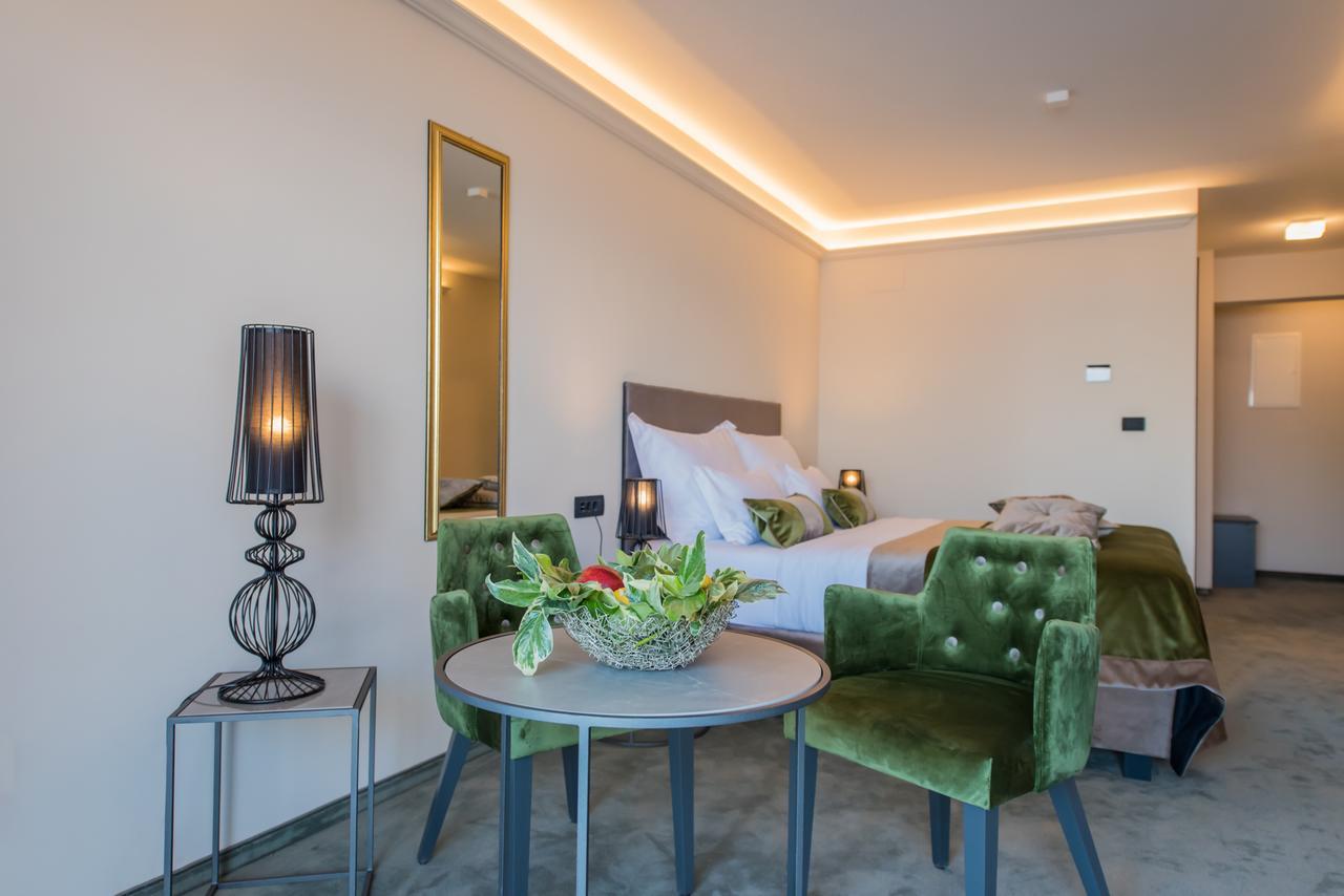 Boutique Hotel Acacia 洛夫兰 客房 照片